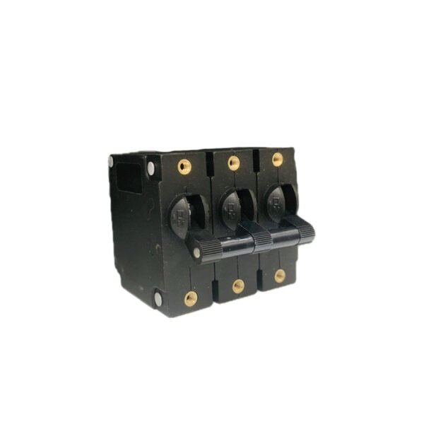 BREAKER 3P